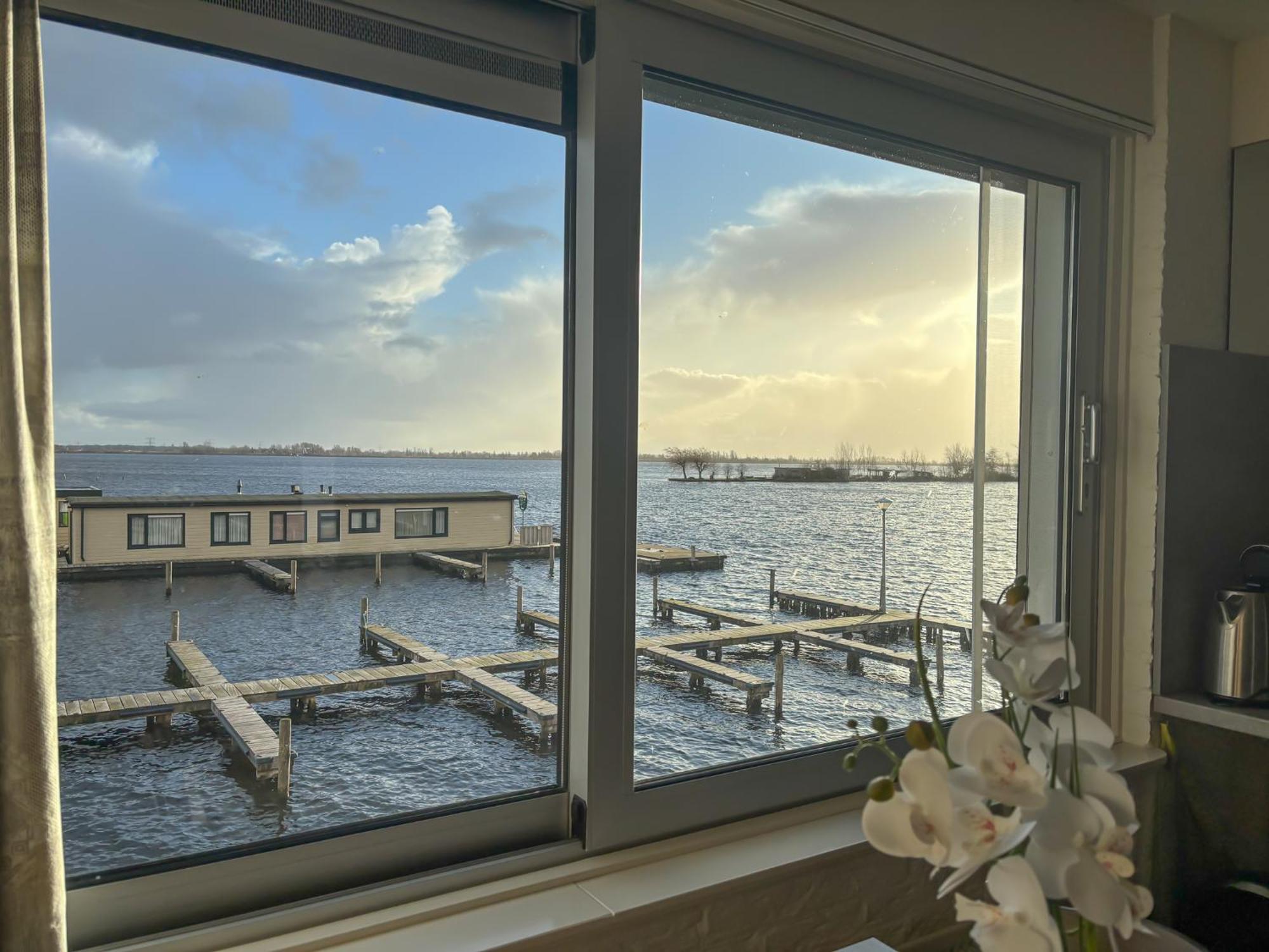 Visserslust Rooms, Apartments And Houseboats Vinkeveen Exterior foto