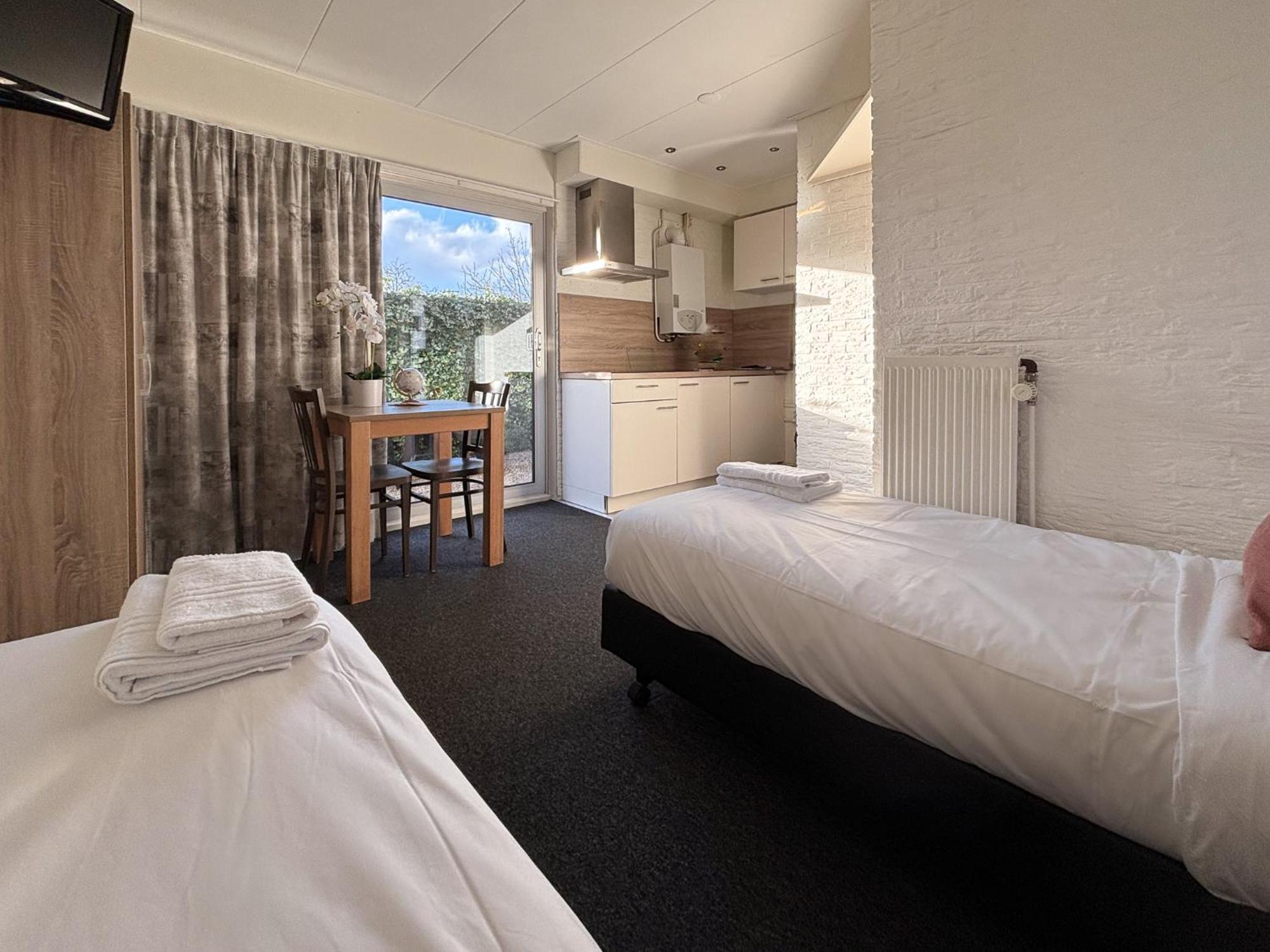 Visserslust Rooms, Apartments And Houseboats Vinkeveen Exterior foto